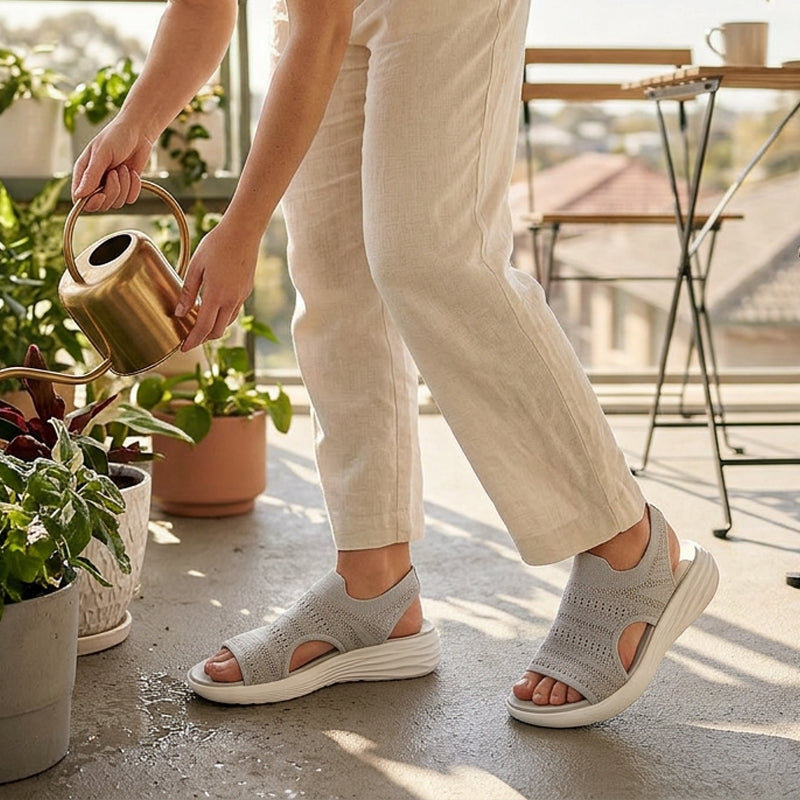 Zina | Atmungsaktive Strick-Plateausandalen