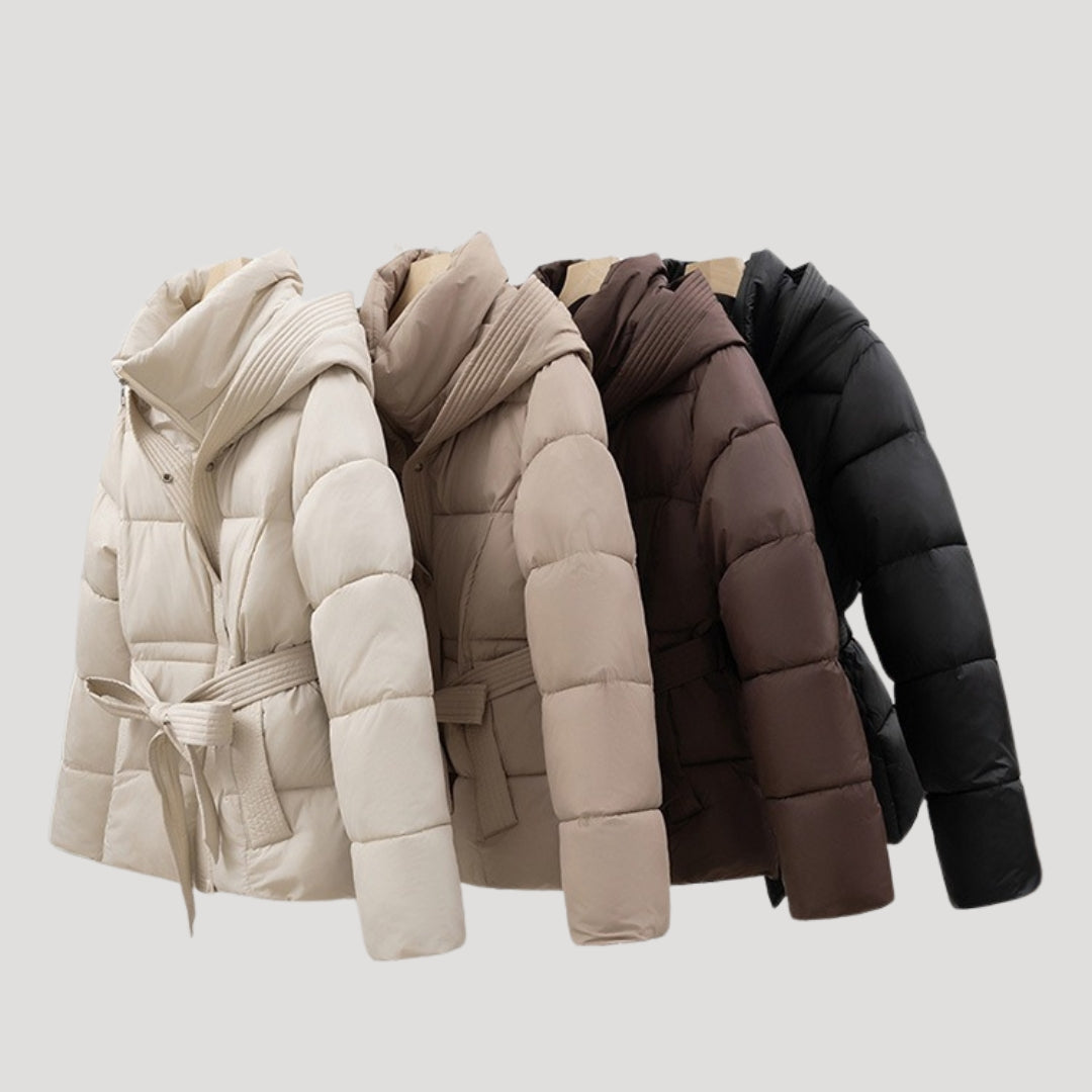 Amara | Wattierte Kapuzenjacke mit Gürtel