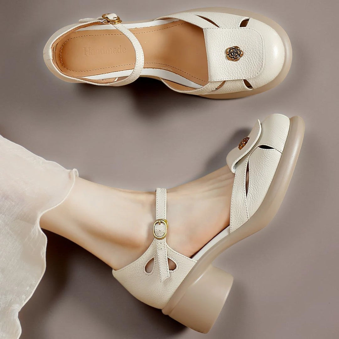 LIESE | Sandalen mit Plateau und transparentem Riemen